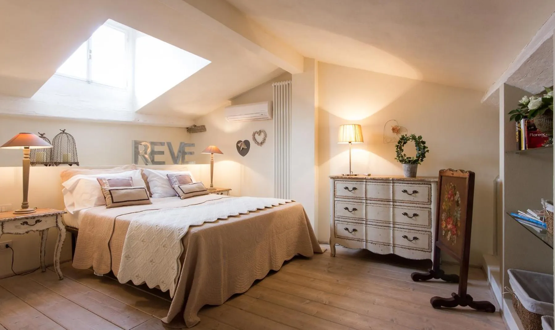 Maggio 2Bd In Oltrarno Apartment Florence Italy